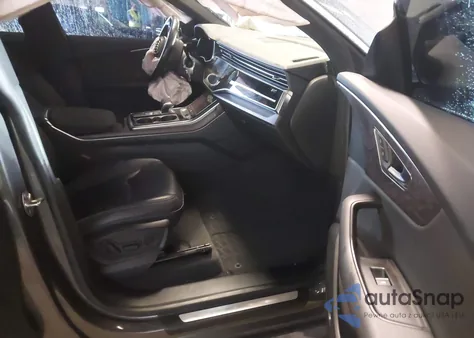 2019 Audi Q8 55 Premium z USA, uszkodzony, nr VIN WA1BVAF10KD010002